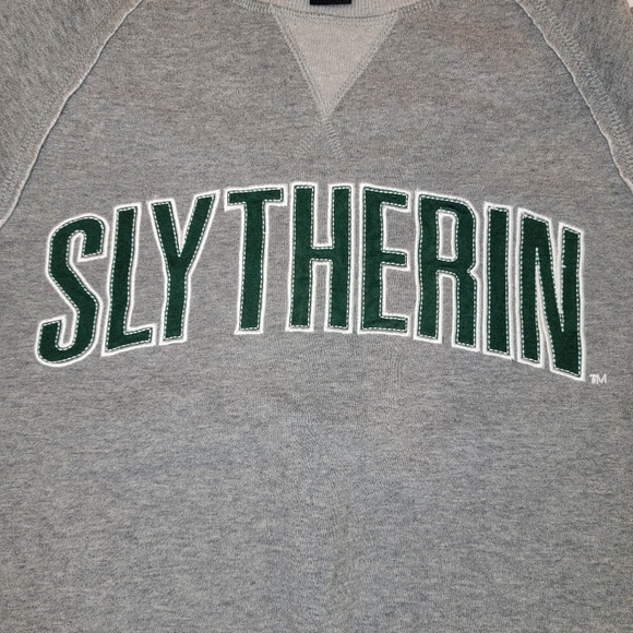 Harry Potter Universal Studio Slytherin Adult Sweatshirt Size XS - Picture 9 of 11